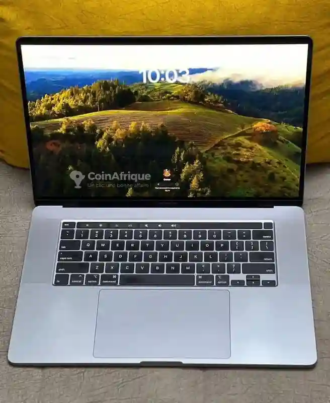 Macbook Pro 16 Pouces Touch bar 2019 - Vue 2