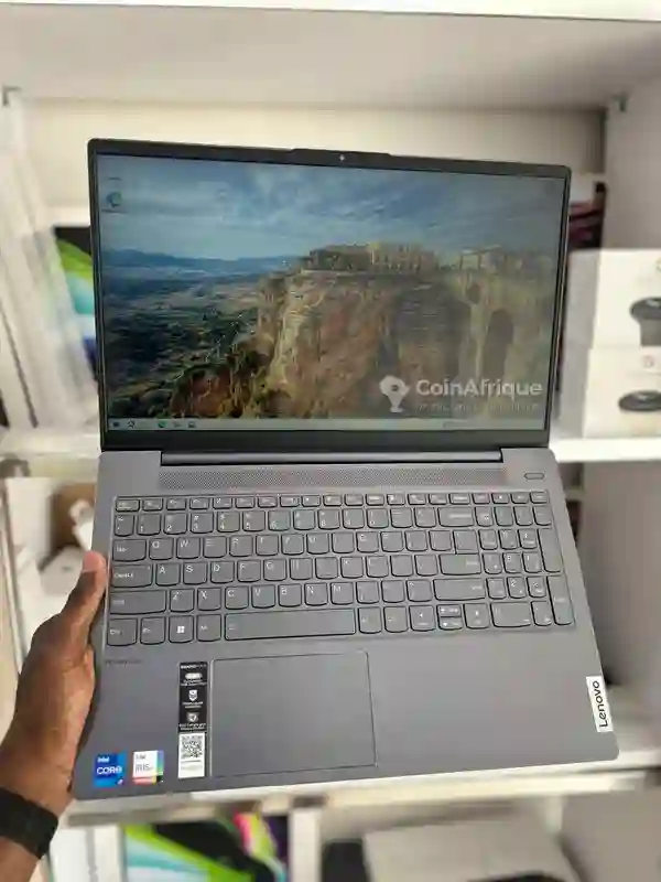 Lenovo Ideapad 5i - i7 12th | 8gb ram | 5120