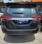 Vend Toyota Fortuner 4 Cylindres Année 2024 et 7 Places - Vue 1