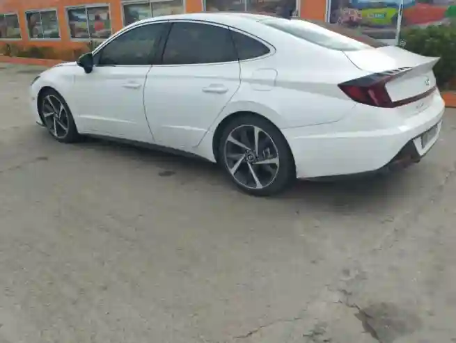 Vend Hyundai Sonata Année 2022 Full Options - Vue 4