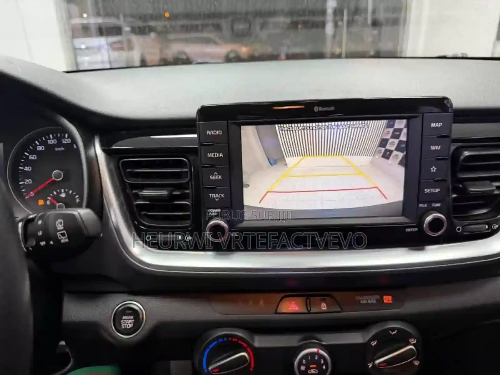 Kia Stonic 12 FWD 2020 Noir - Vue 7