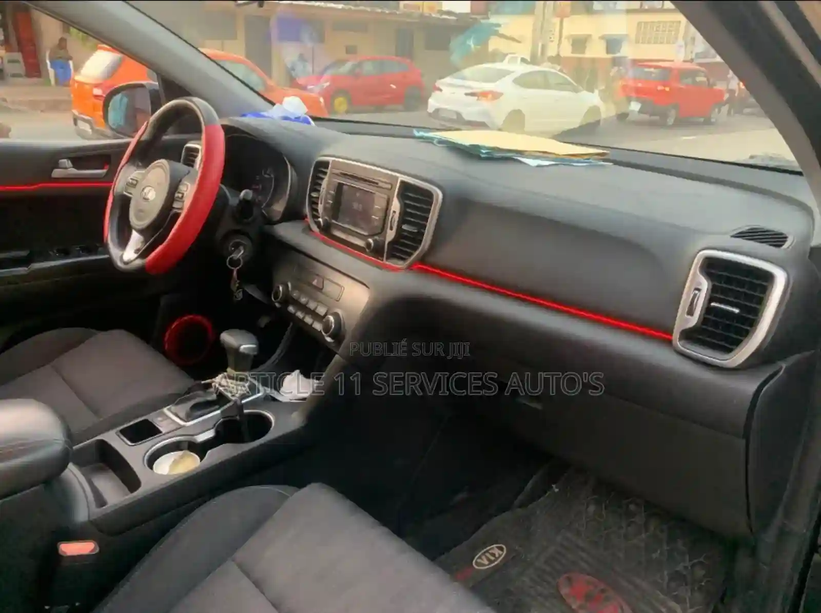 Kia Sportage EX 4dr SUV (24l 4cyl 6A) 2017 Noir - Vue 8