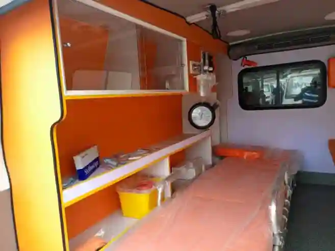 Ambulance Toyota Land Cruiser J79 - Vue 4