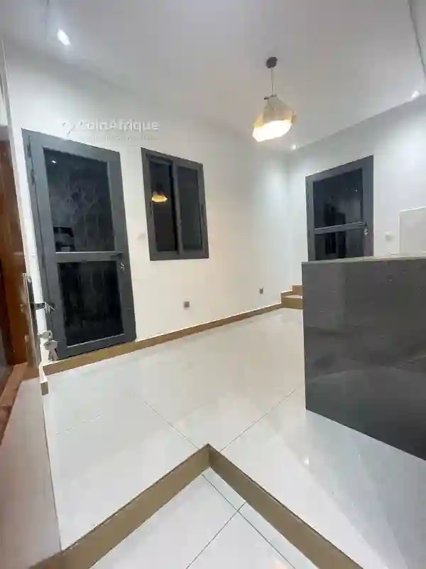 Location Villa Triplex 7pièces -faya - Vue 2