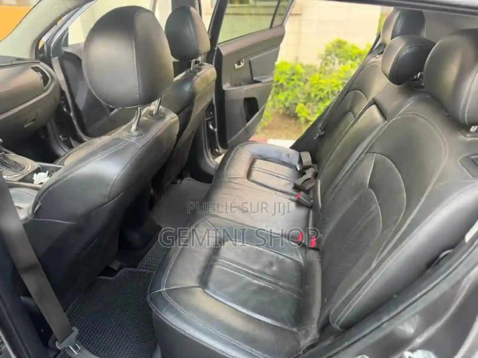 Kia Sportage Base 4dr FWD (24l 4cyl 6M) 2012 Gris - Vue 2