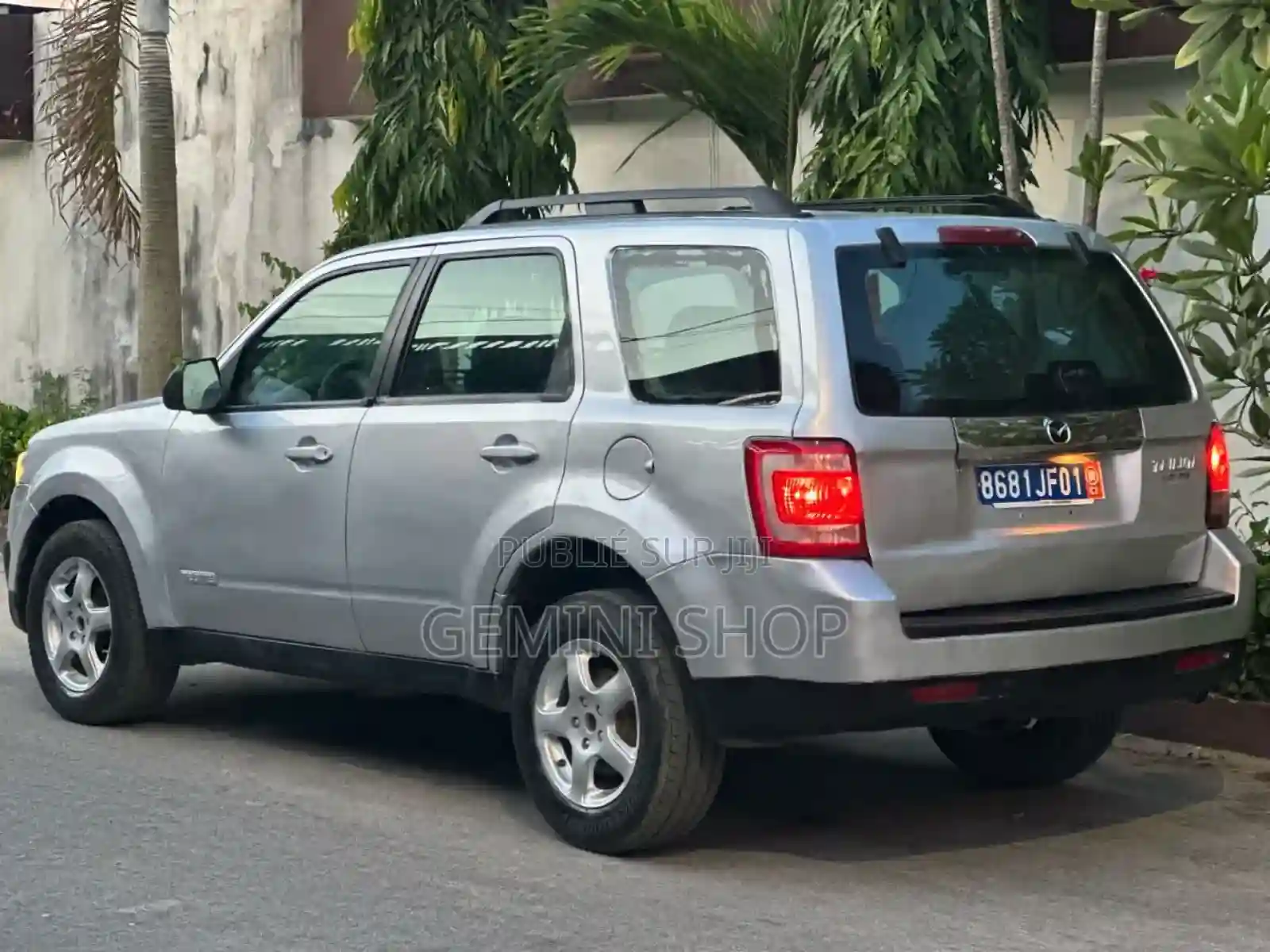 Mazda Tribute 20 Comfort 2008 Blanc - Vue 5
