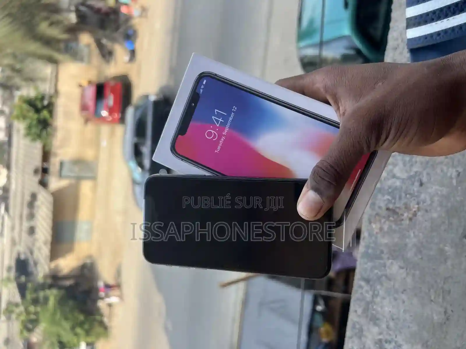 Apple Iphone X 64 GB Noir - Vue 1