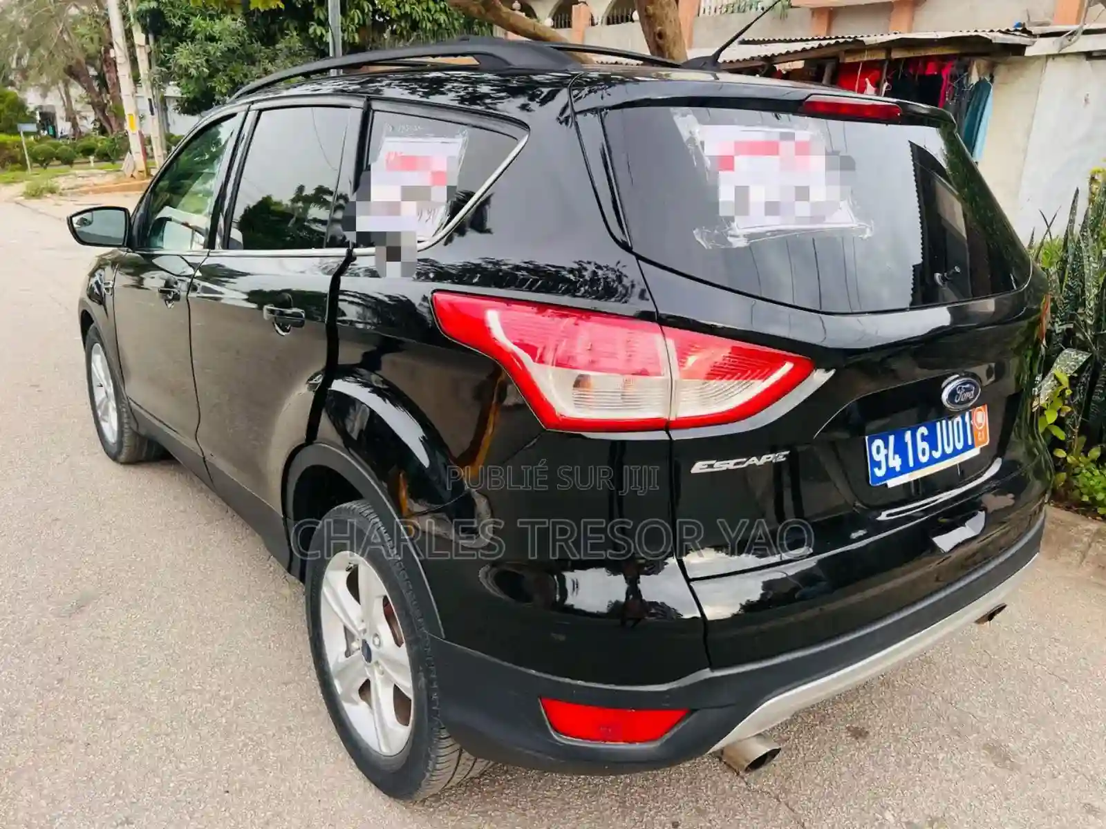 Ford Escape S FWD 2018 Noir - Vue 5