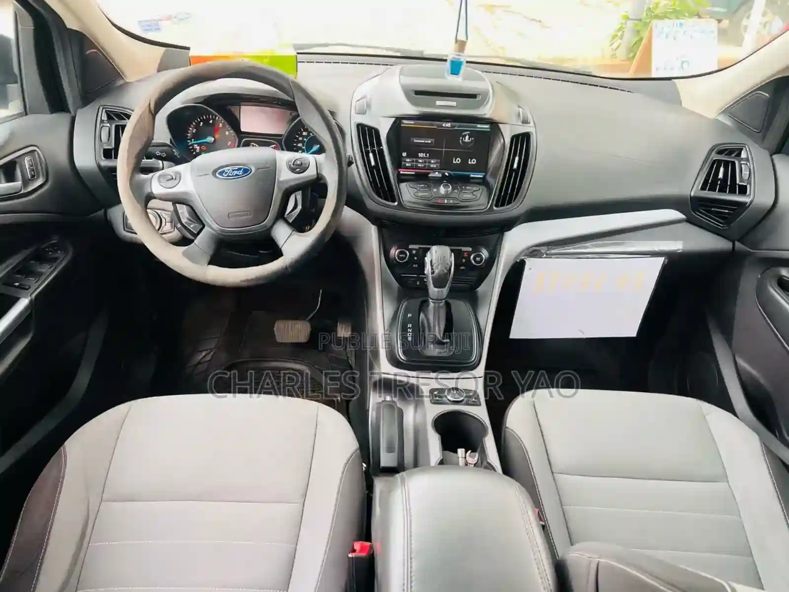 Ford Escape S FWD 2018 Noir - Vue 7