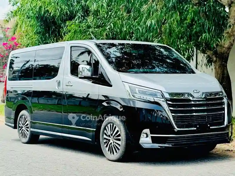 Toyota Granvia Luxury 2024 - Vue 2