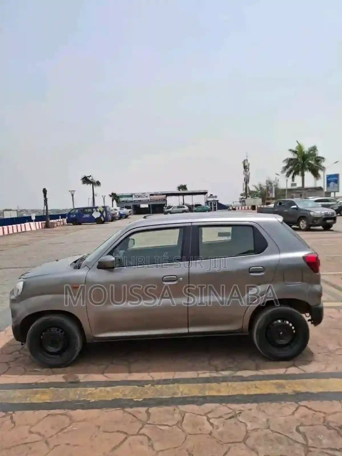 Suzuki S-presso 2020 Argenté - Vue 7