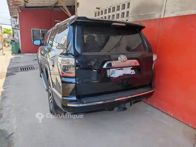 Toyota 4runner V6 2022 - Vue 2