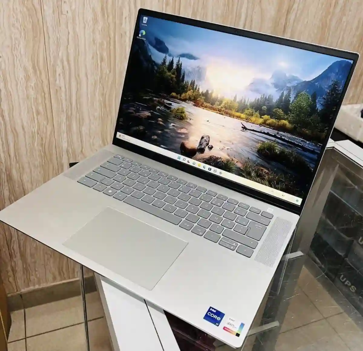 PC Dell Inspiron 16 Core i7 12th gen 16 go ram 512 go ssd - Vue 1