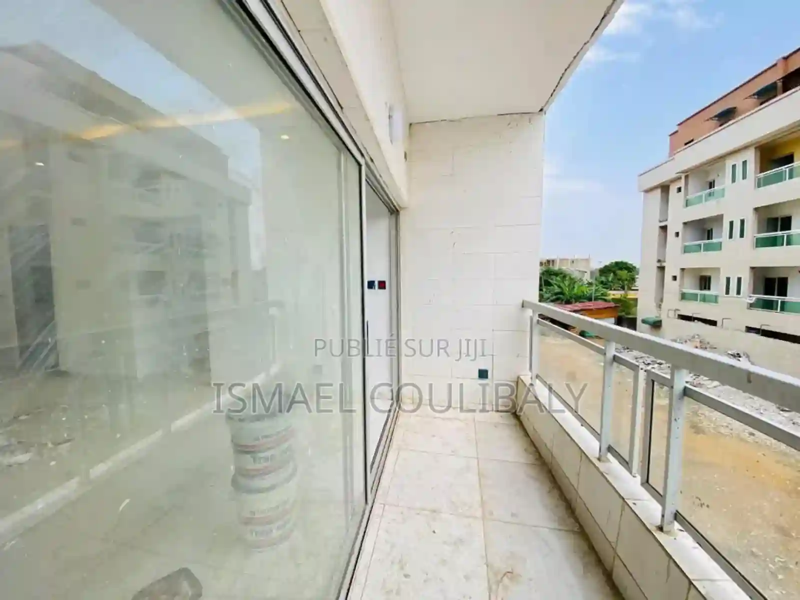 3chbre Appartement Dans Ismael Coul Cocody à Vendre - Vue 3