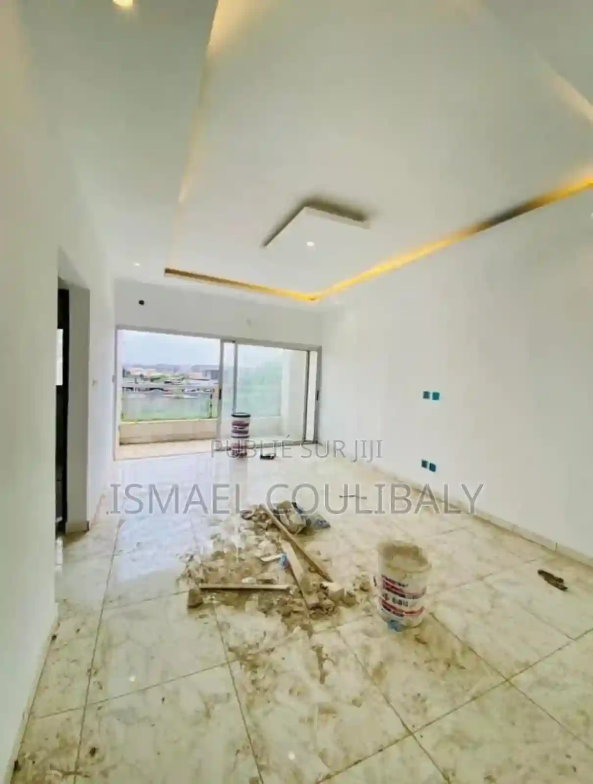 3chbre Appartement Dans Ismael Coul Cocody à Vendre - Vue 6