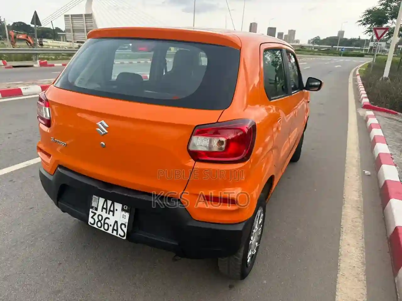 Suzuki S-presso 2024 Orange - Vue 2