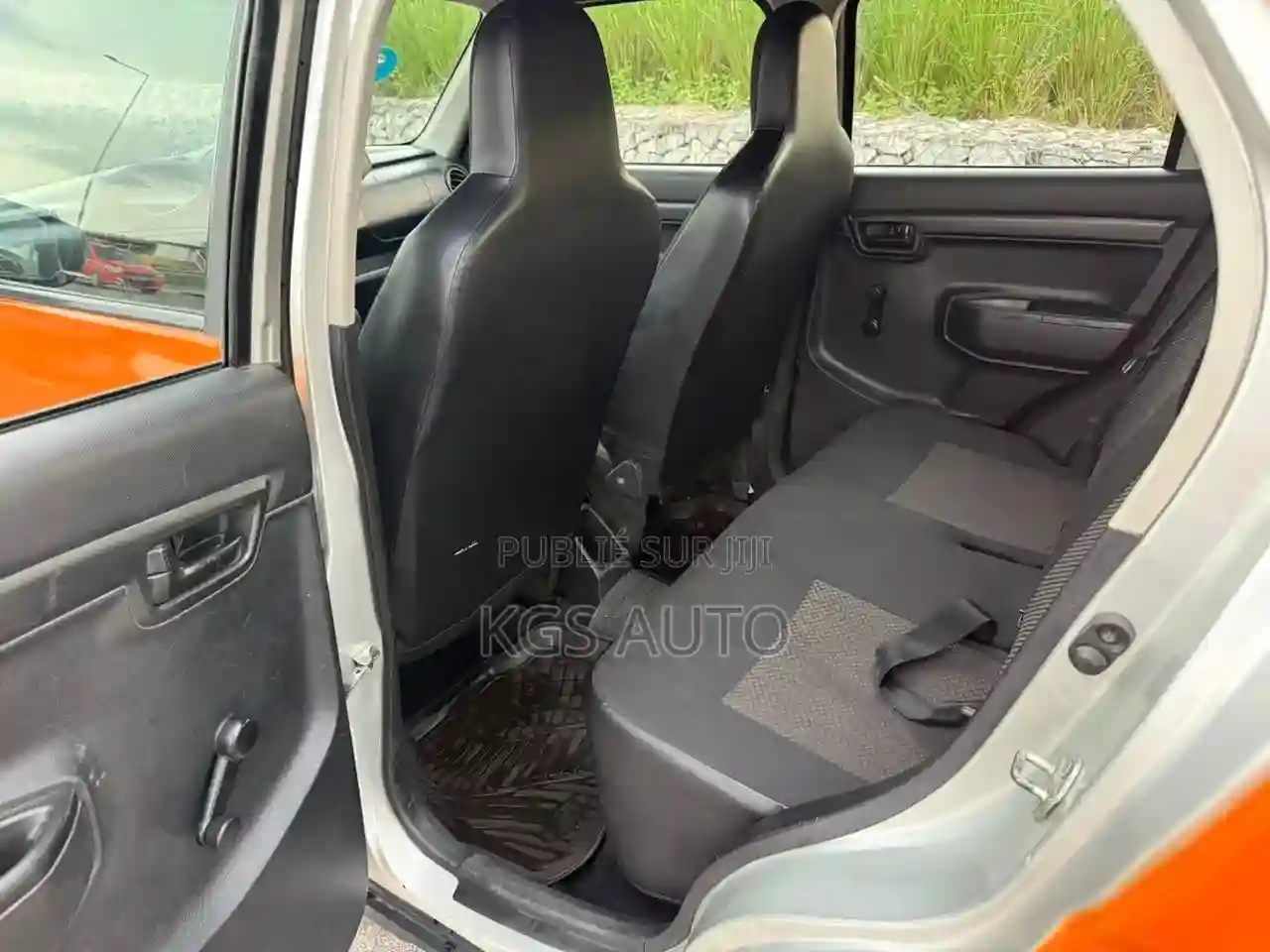 Suzuki S-presso 2024 Orange - Vue 5