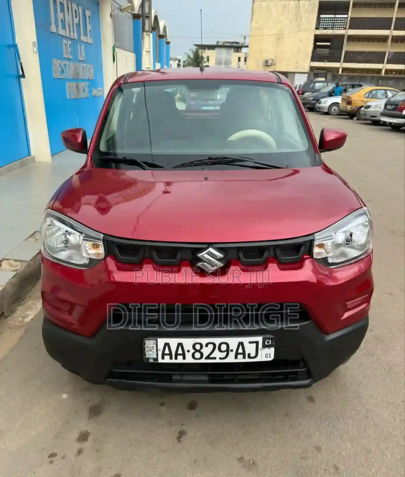 Suzuki S-presso 2023 Rouge - Vue 4