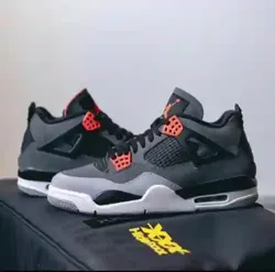 Air Jordan 4 Infrared