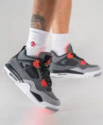 Air Jordan 4 Infrared - Vue 2