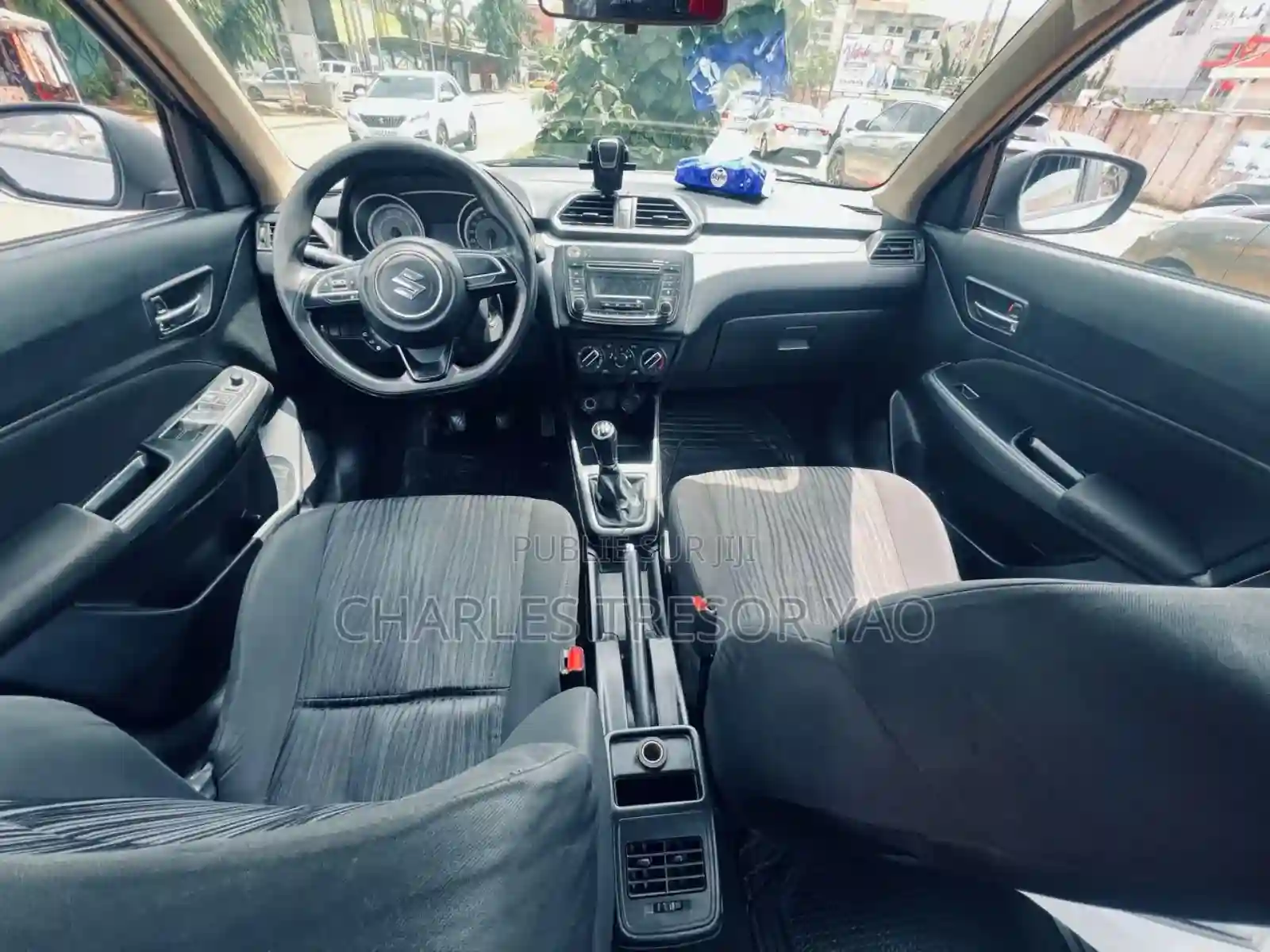 Suzuki Dzire 2022 Gris - Vue 1