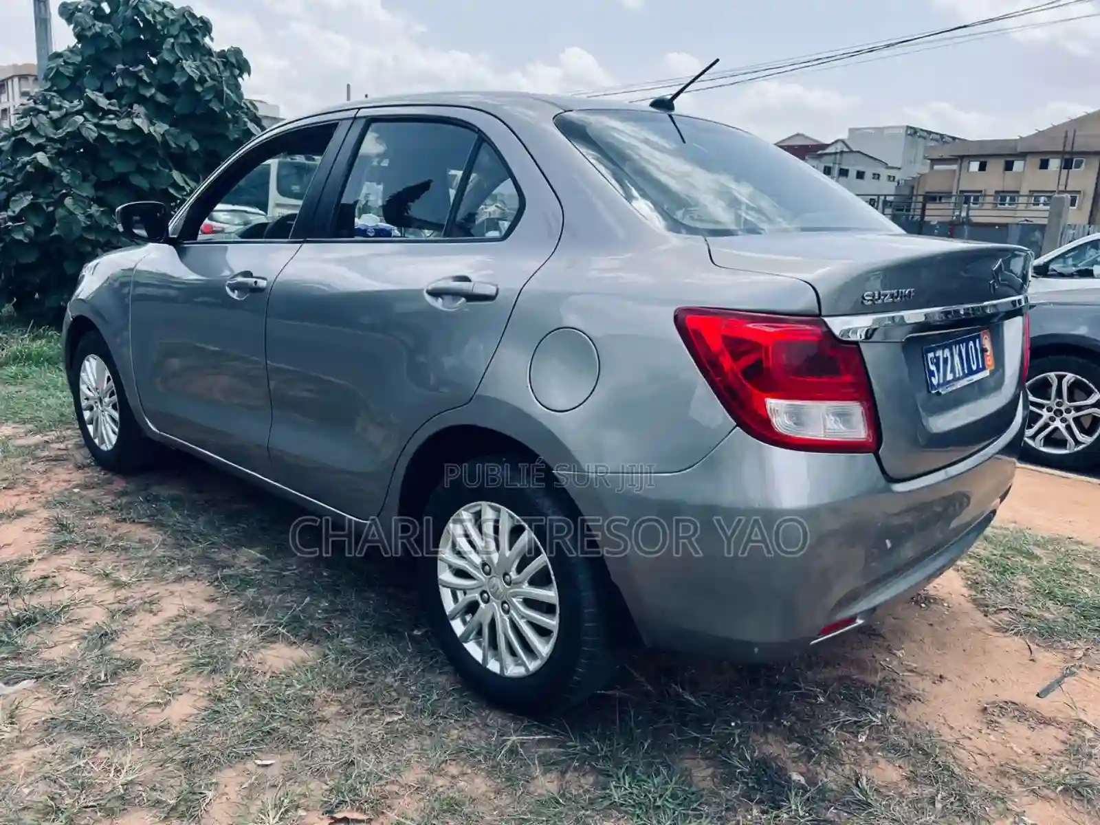 Suzuki Dzire 2022 Gris - Vue 4