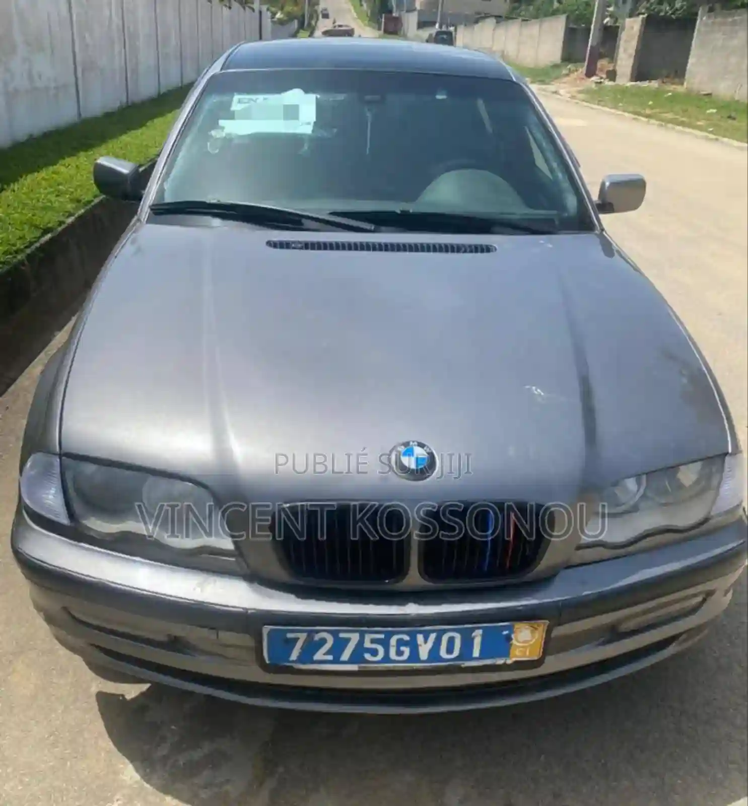 BMW 318i 2000 Gris - Vue 5