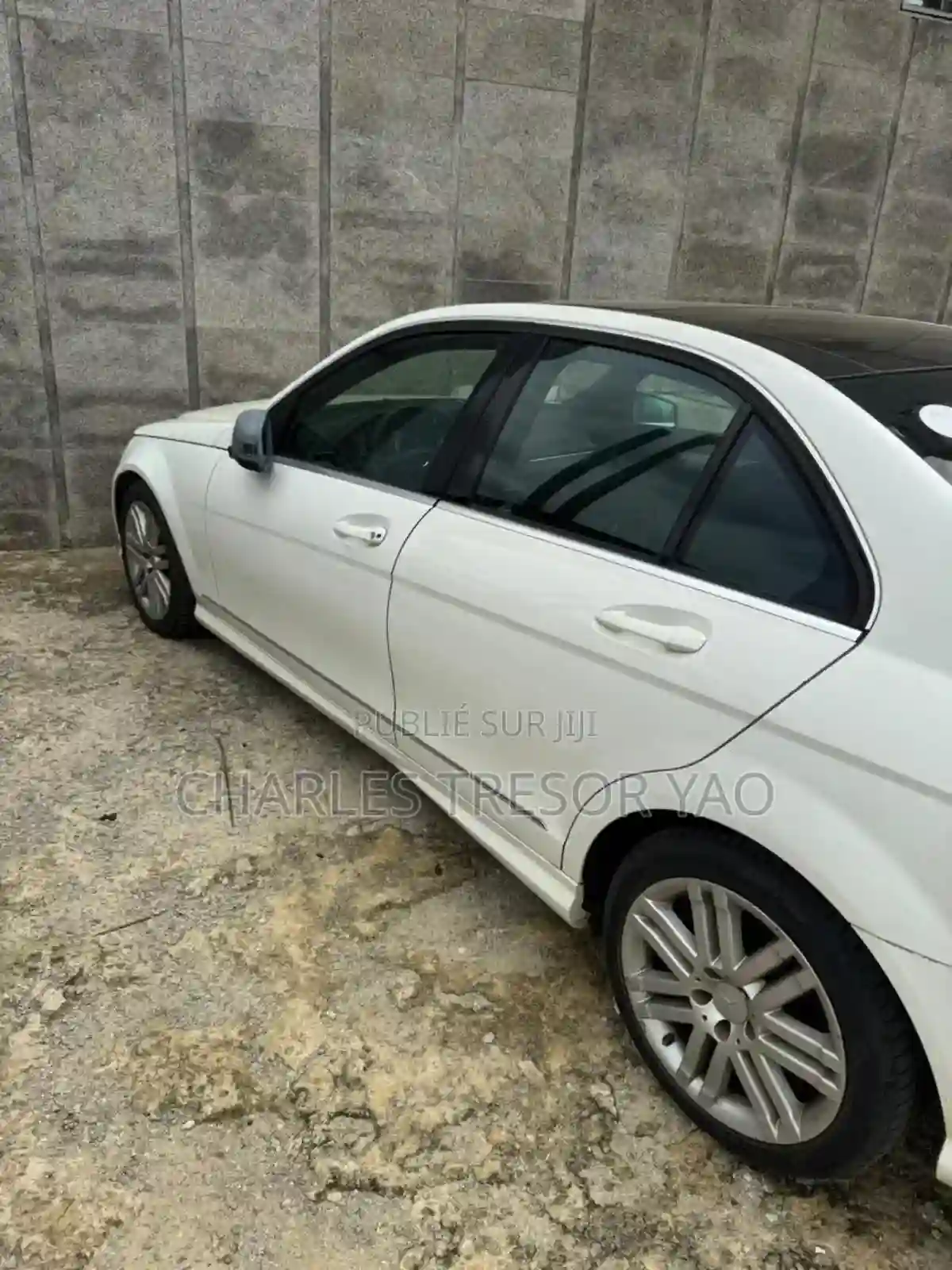 Mercedes-benz C300 Luxury Sedan AWD (30l 6cyl 7A) 2009 Blanc