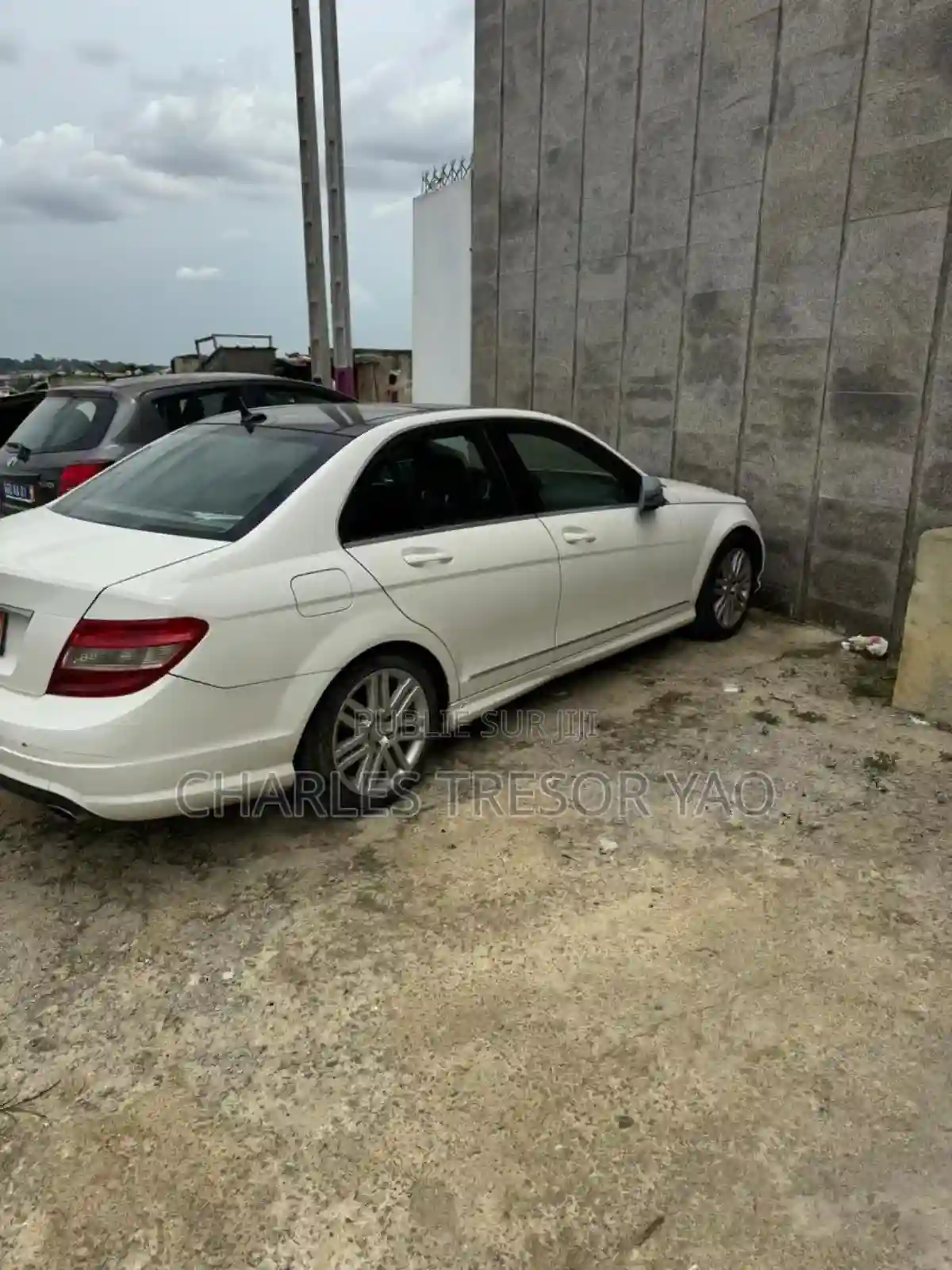 Mercedes-benz C300 Luxury Sedan AWD (30l 6cyl 7A) 2009 Blanc - Vue 4