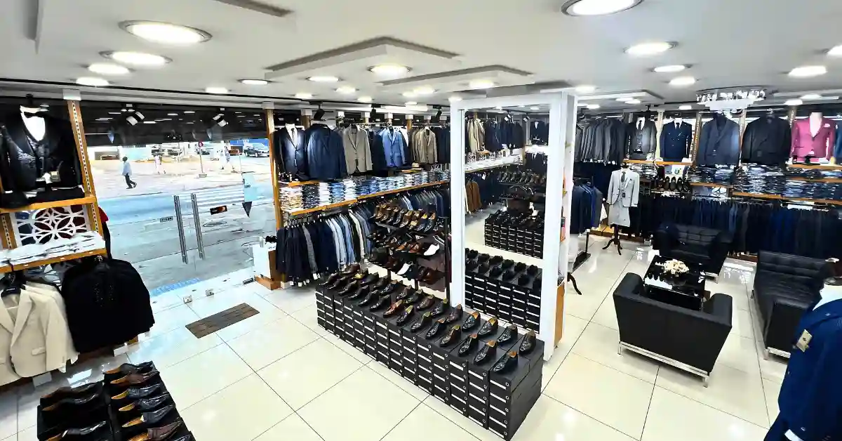 Elpa Cesar’s Vallon – Magasin De Vêtements Pour Hommes - Vue 1