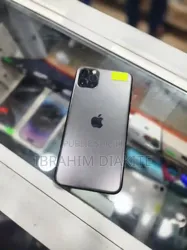 Apple Iphone 11 Pro Max 64 GB Noir