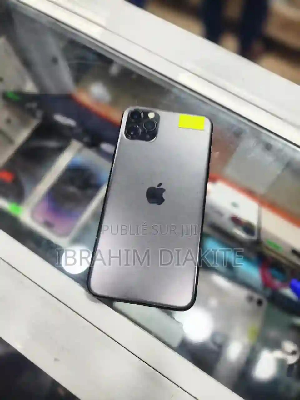 Apple Iphone 11 Pro Max 64 GB Noir