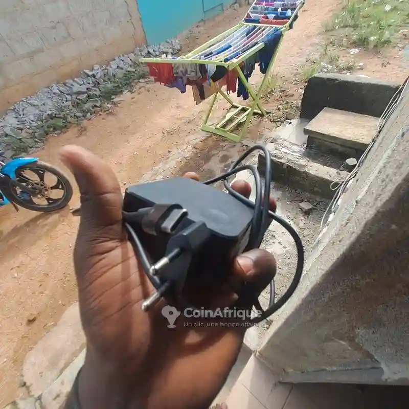 Chargeur PC Type-c - Vue 2