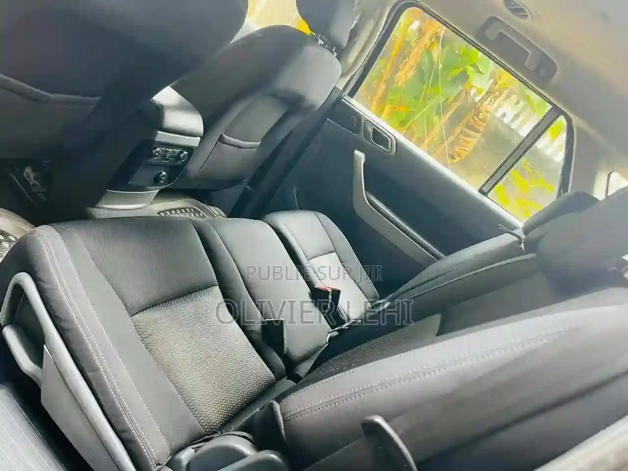 Ford Everest 2017 Noir - Vue 4
