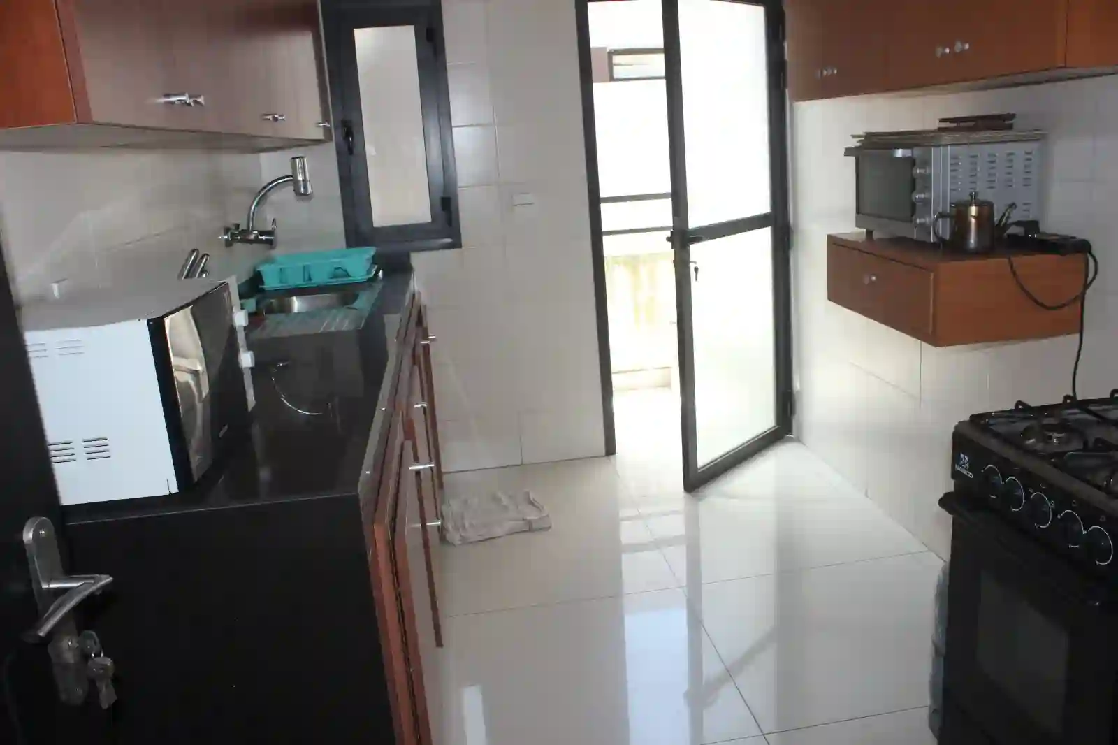 VOTRE APPARTEMENT MEUBLE DE 3 PIÈCES LUXUEUX-HAUT STANDING ANGRE 7 E POUR UN SEJOUR AGRÉABLE ET CONFORTABLE - Vue 4