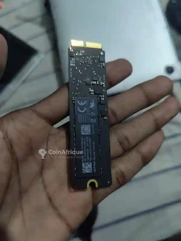 Disque dur SSD Samsung 128gb - Vue 2