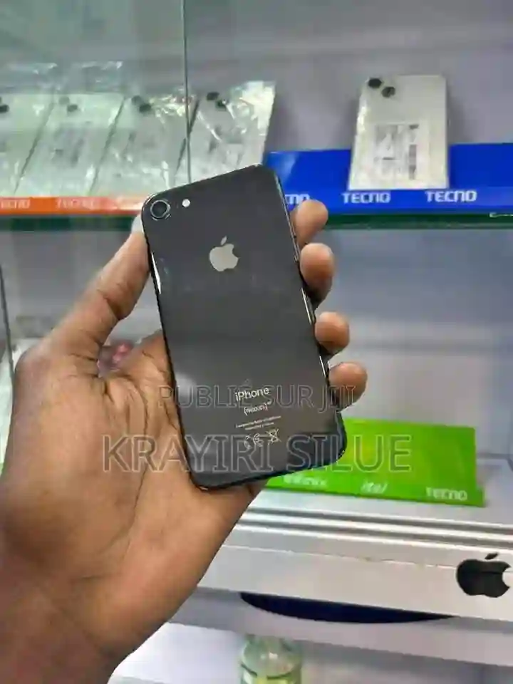 Apple Iphone 8 64 GB Noir