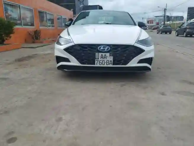 Vend Hyundai Sonata Année 2022 Full Options - Vue 4