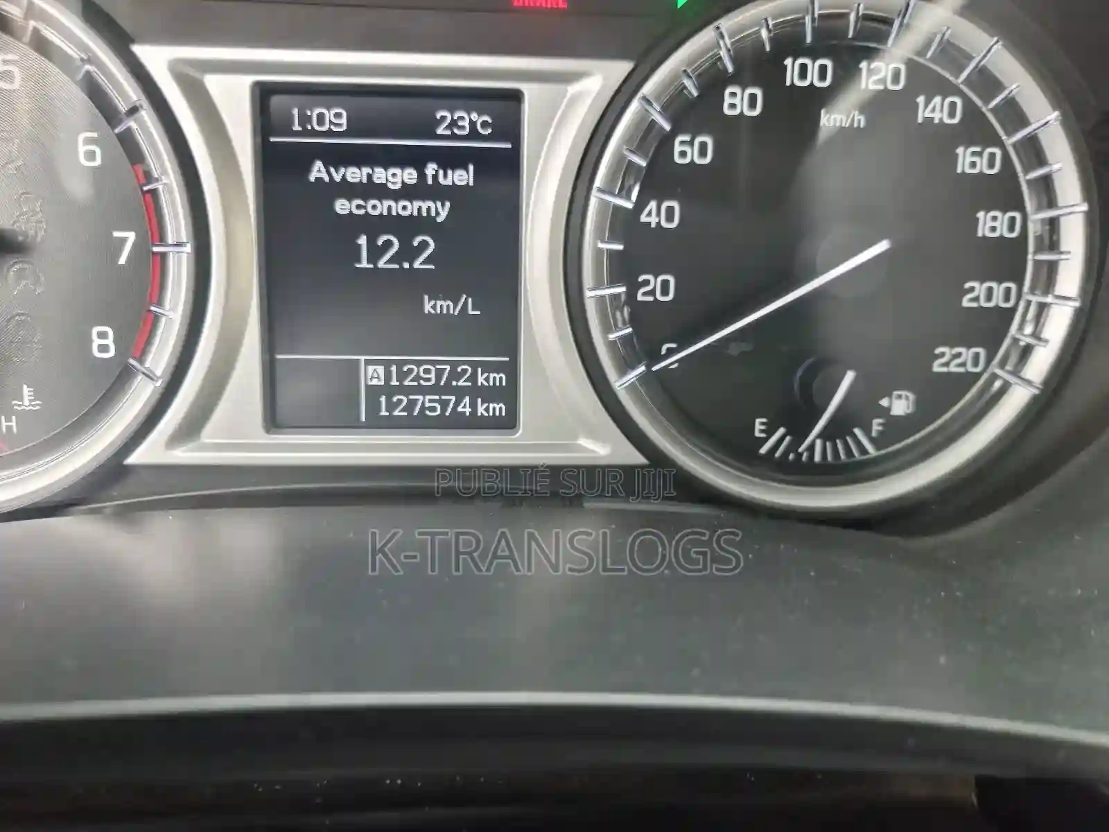 Suzuki Vitara 2019 Gris - Vue 1