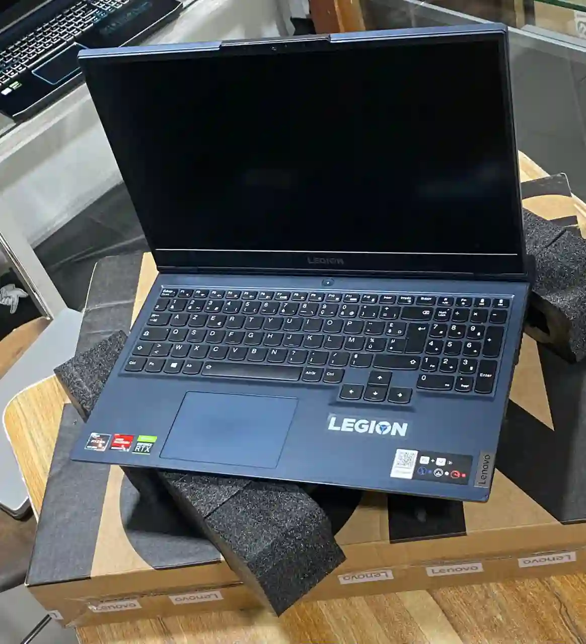 PC Gamers, Programmeurs, Architecture, Multimédia, Lenovo Legion 5 Ideapad 15ACH6H RYZEN 7  - Vue 4