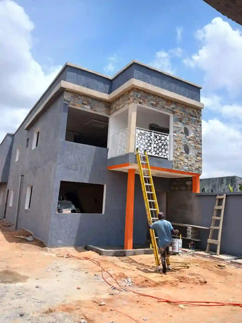 Villa Duplex DE Luxe À Vendre – 8pièces