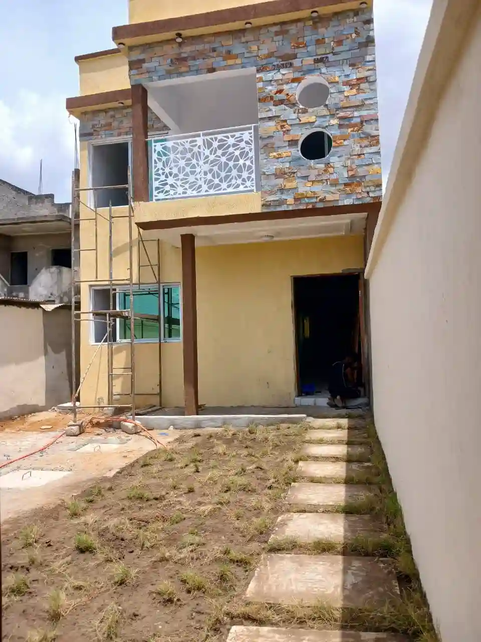 Villa Duplex DE Luxe À Vendre – 8pièces - Vue 1