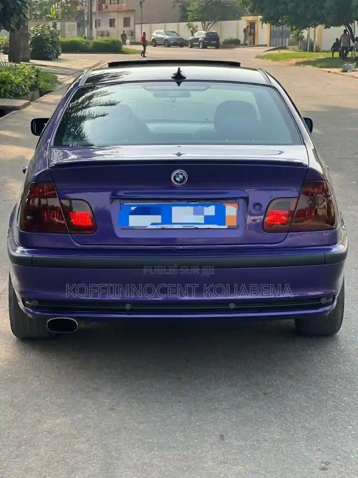 BMW 318i 2004 Violet - Vue 1