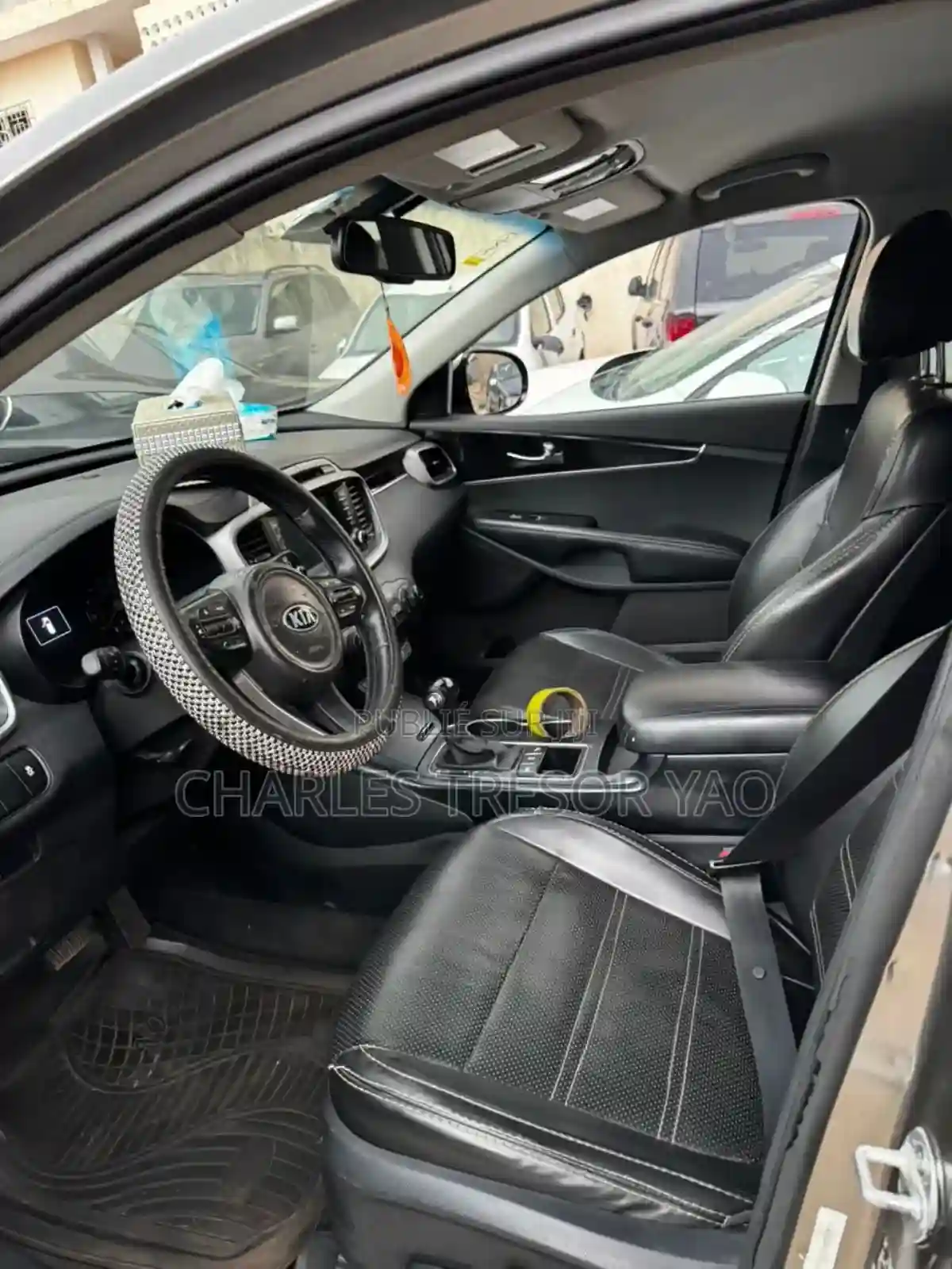 Kia Sorento 2017 Beige - Vue 4