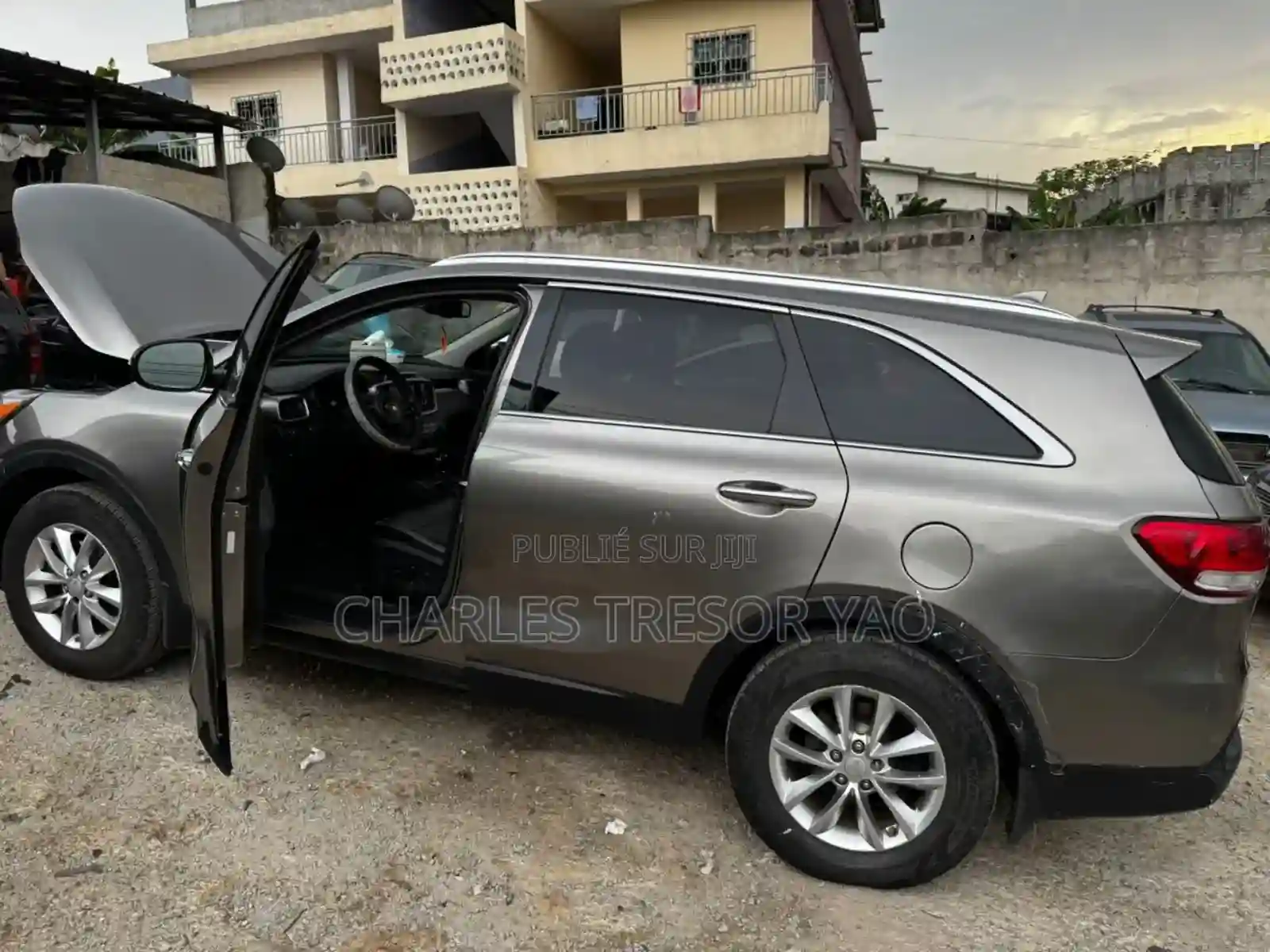 Kia Sorento 2017 Beige - Vue 5