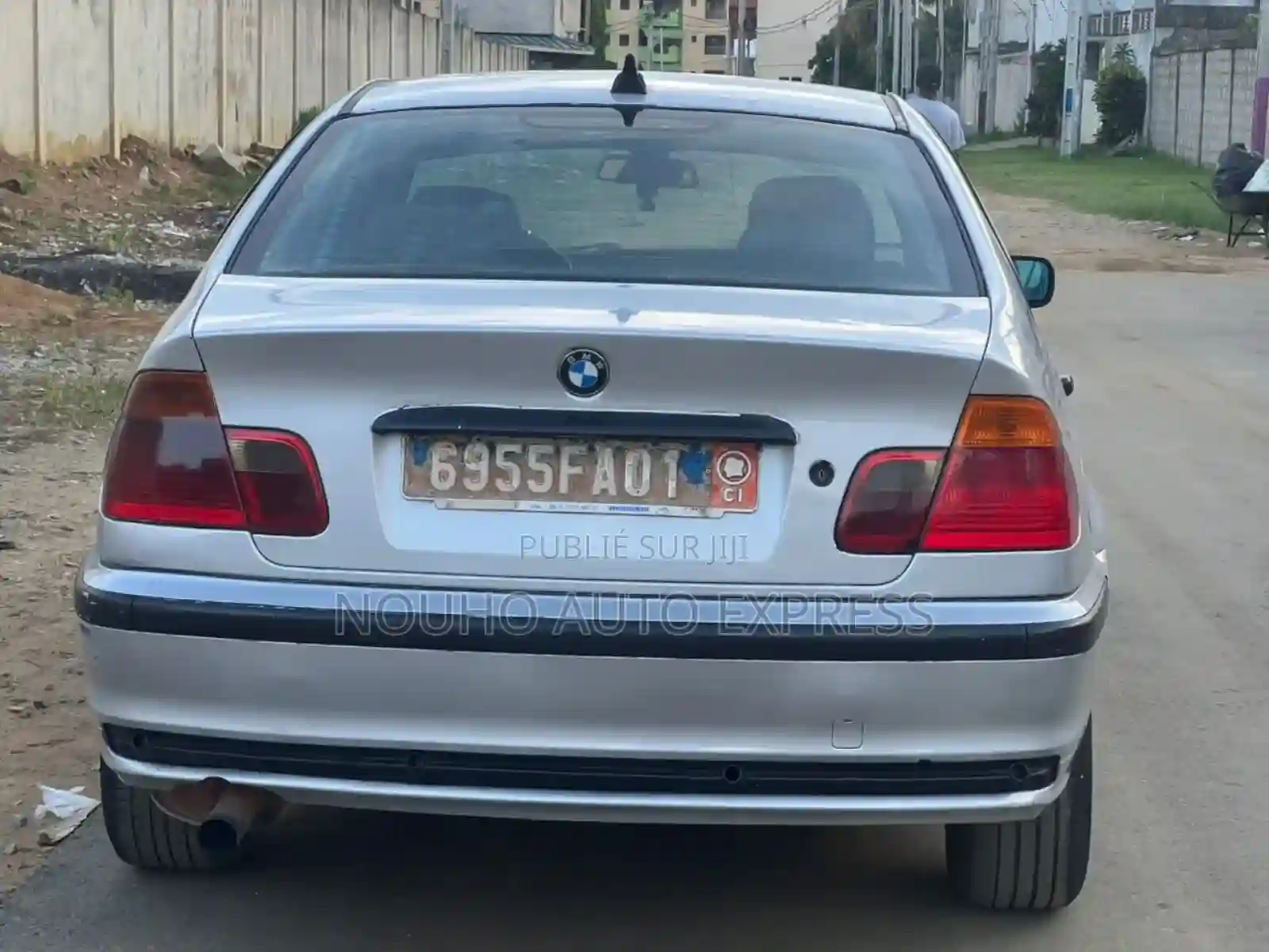 BMW 120i 2005 Gris - Vue 5