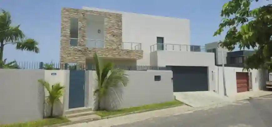 Cocody Golf4 Cité Laguna Beach Vente Beau Duplex 6pièces