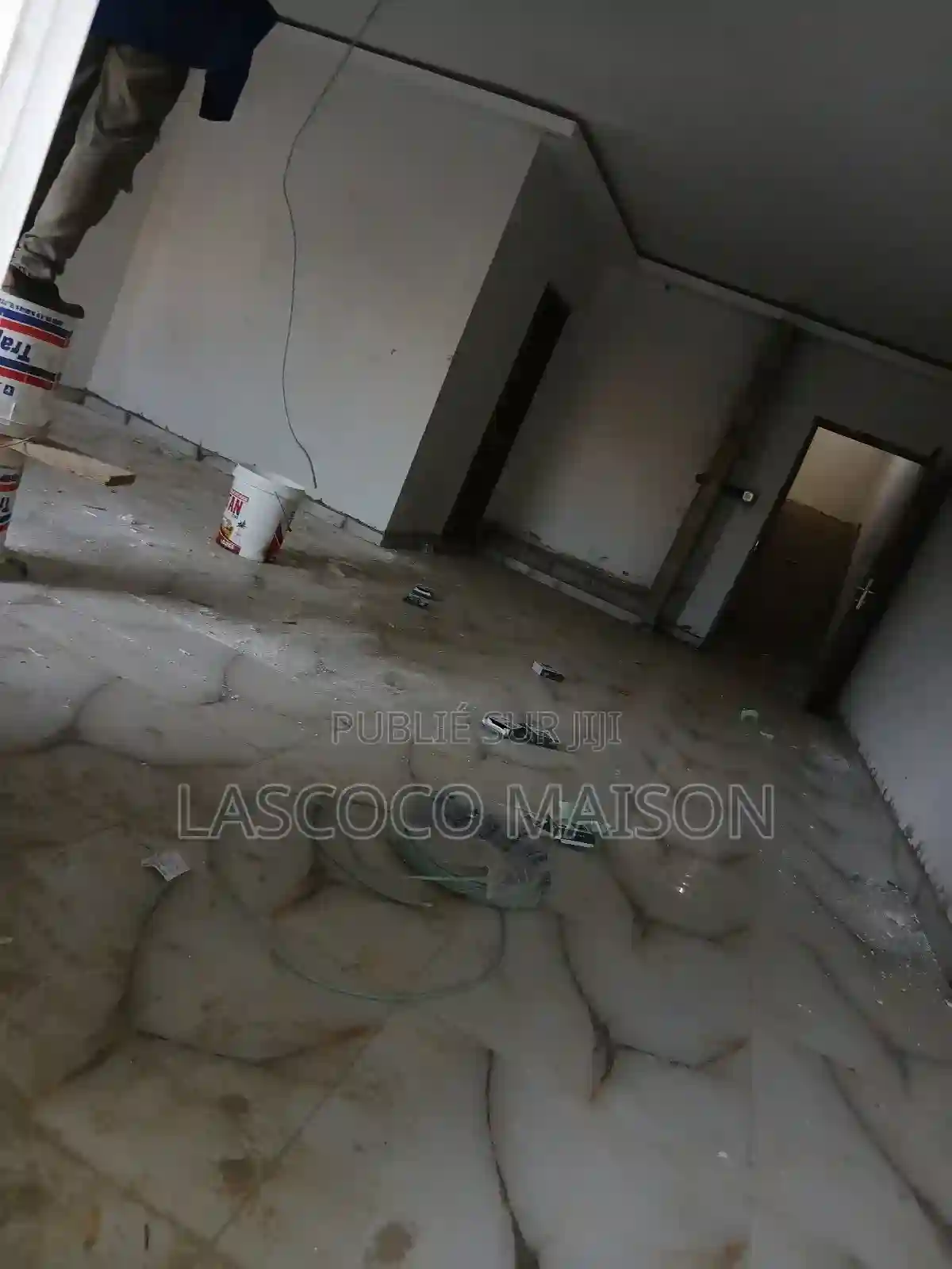 En Vente Une Villa De 6 Pièces - Vue 3