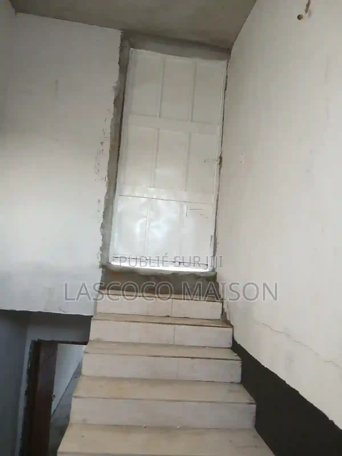 En Vente Une Villa De 6 Pièces - Vue 8