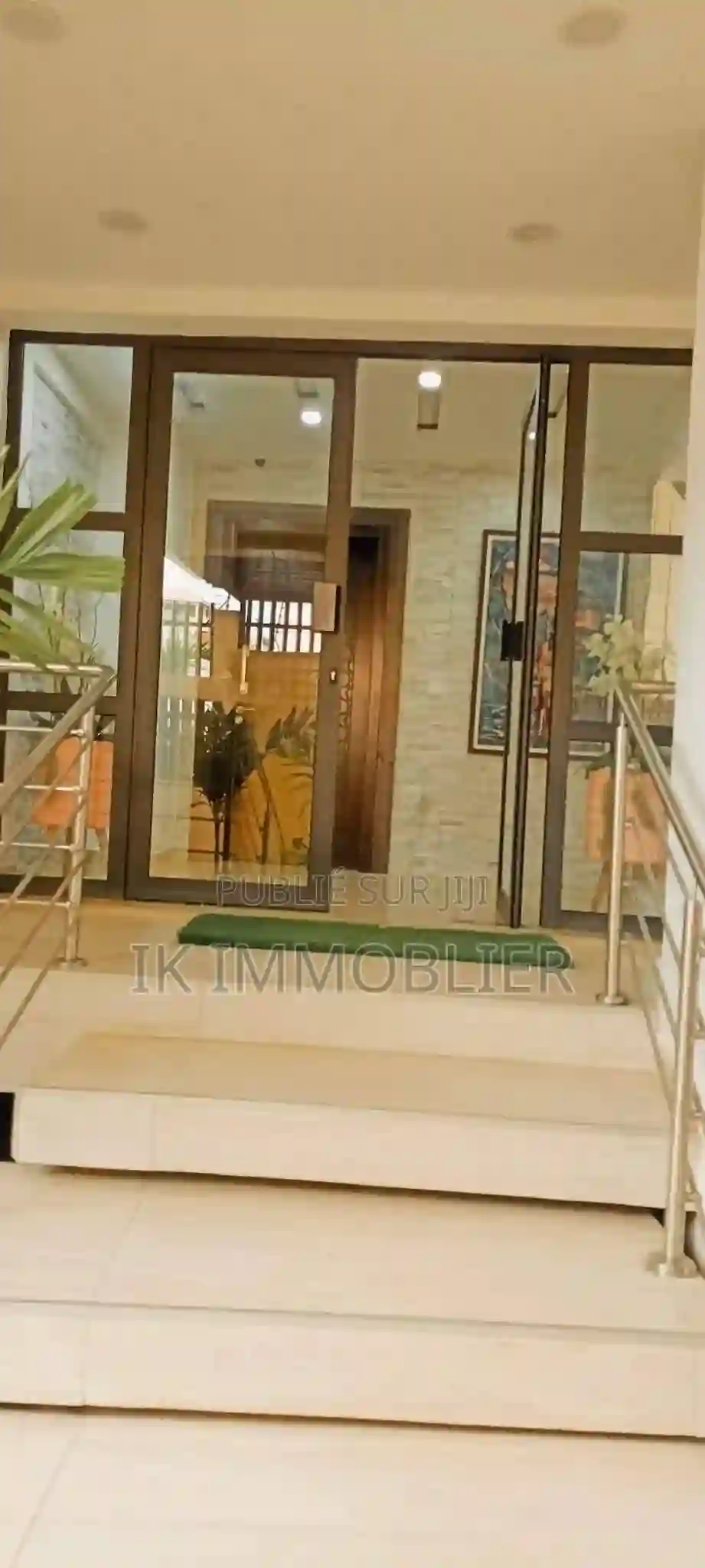 5chbre Appartement Dans Cocody à Vendre